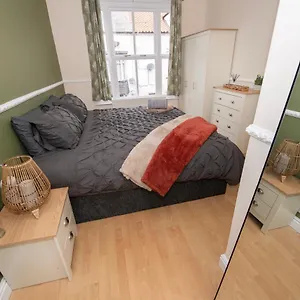 Emmadale Bridington Town Centre Sleeps 10 , Bridlington United Kingdom